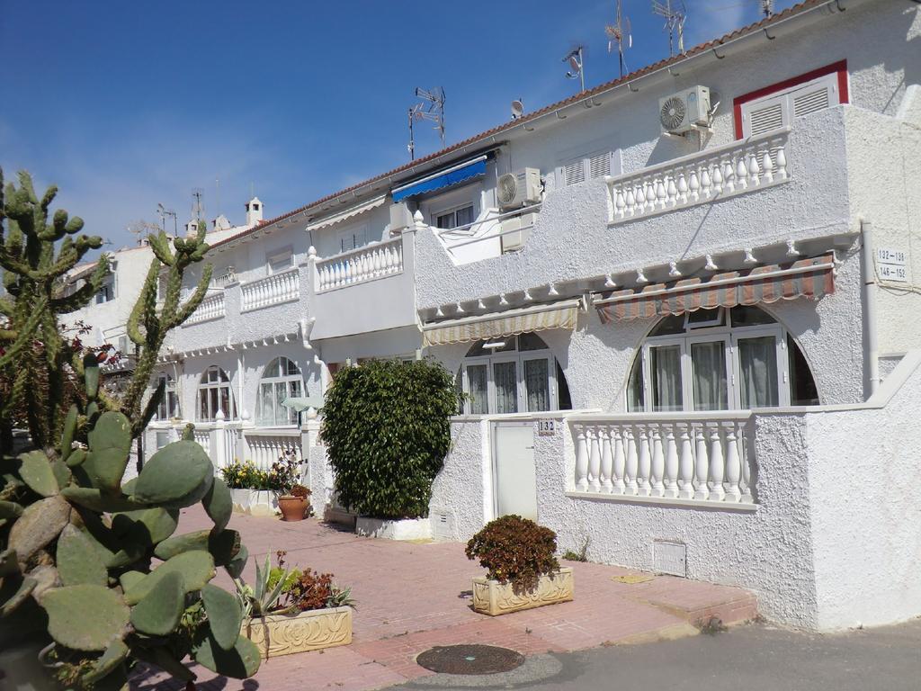فيلا Casa En La Costa تورّيفيِخا المظهر الخارجي الصورة