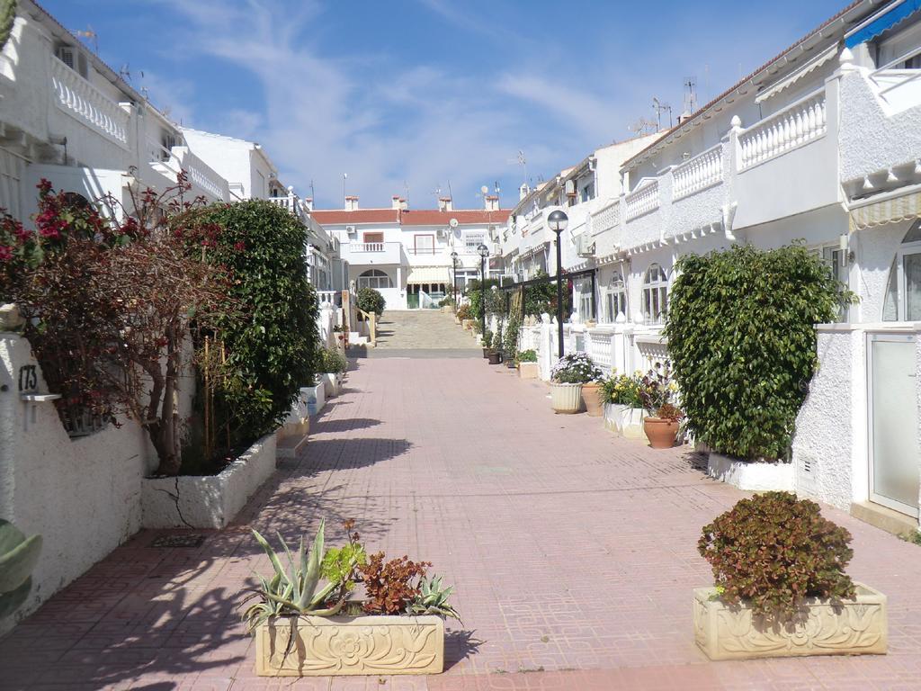 فيلا Casa En La Costa تورّيفيِخا المظهر الخارجي الصورة