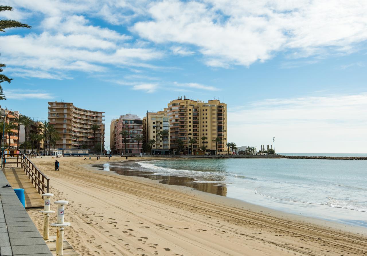 فيلا Casa En La Costa تورّيفيِخا المظهر الخارجي الصورة