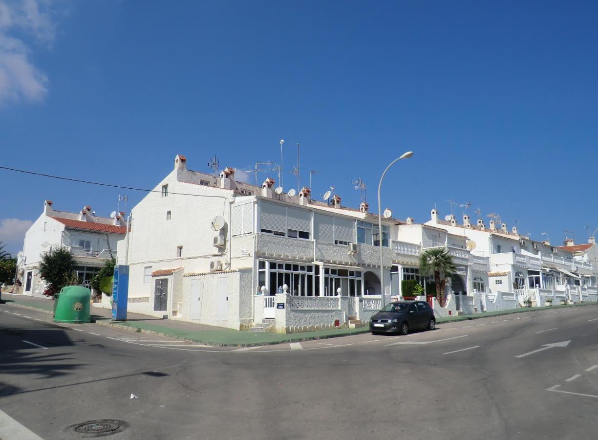 فيلا Casa En La Costa تورّيفيِخا المظهر الخارجي الصورة
